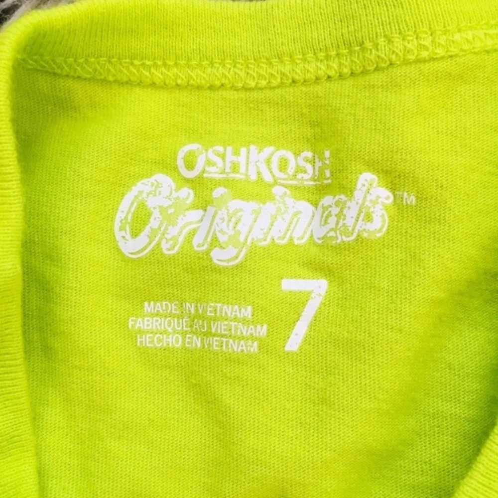Oshkosh boy’s long sleeve lime green Tshirt size 7